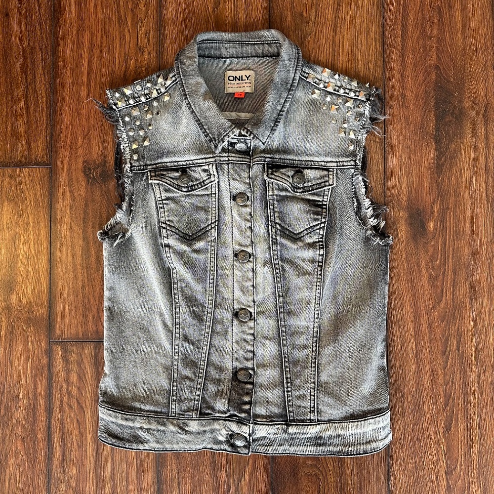 Only Women's Denim Vest - size 38